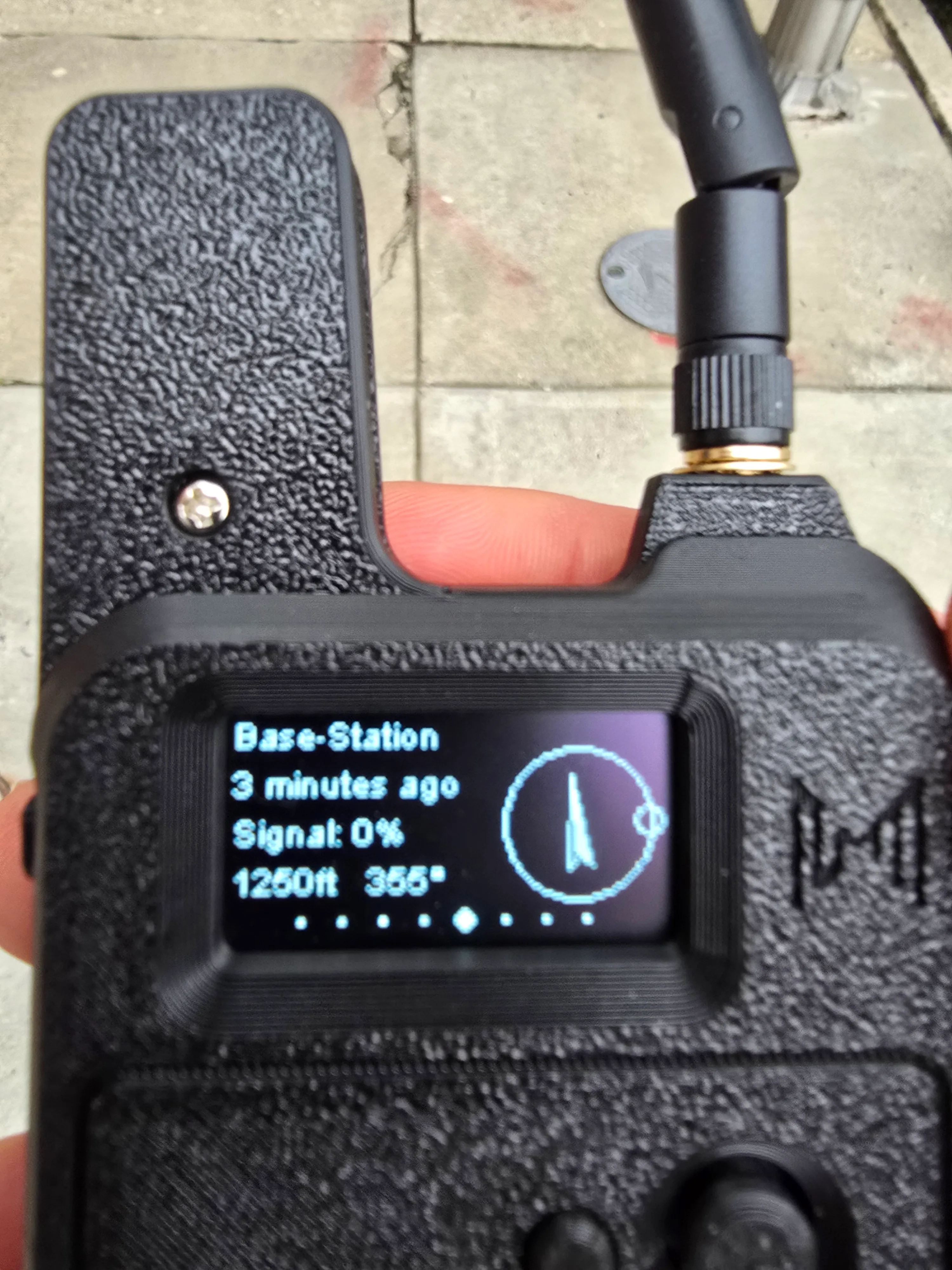 The collar controller at the limit of the walk: the Base-Station node now reads 1250 ft away, last heard 3 minutes ago — the heartbeat has gone stale, the direct link is gone.