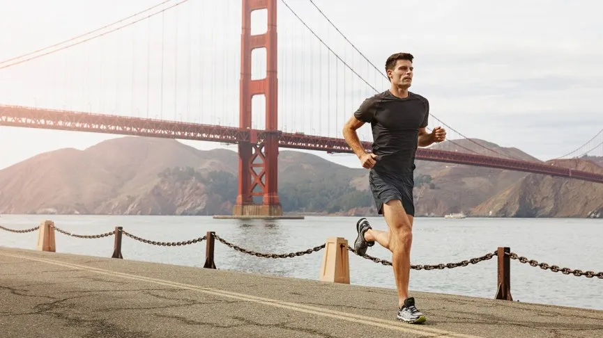 Lumo Run smart running shorts and capris — embedded sensor tracks cadence, ground contact, pelvic rotation, and stride length with live audio coaching